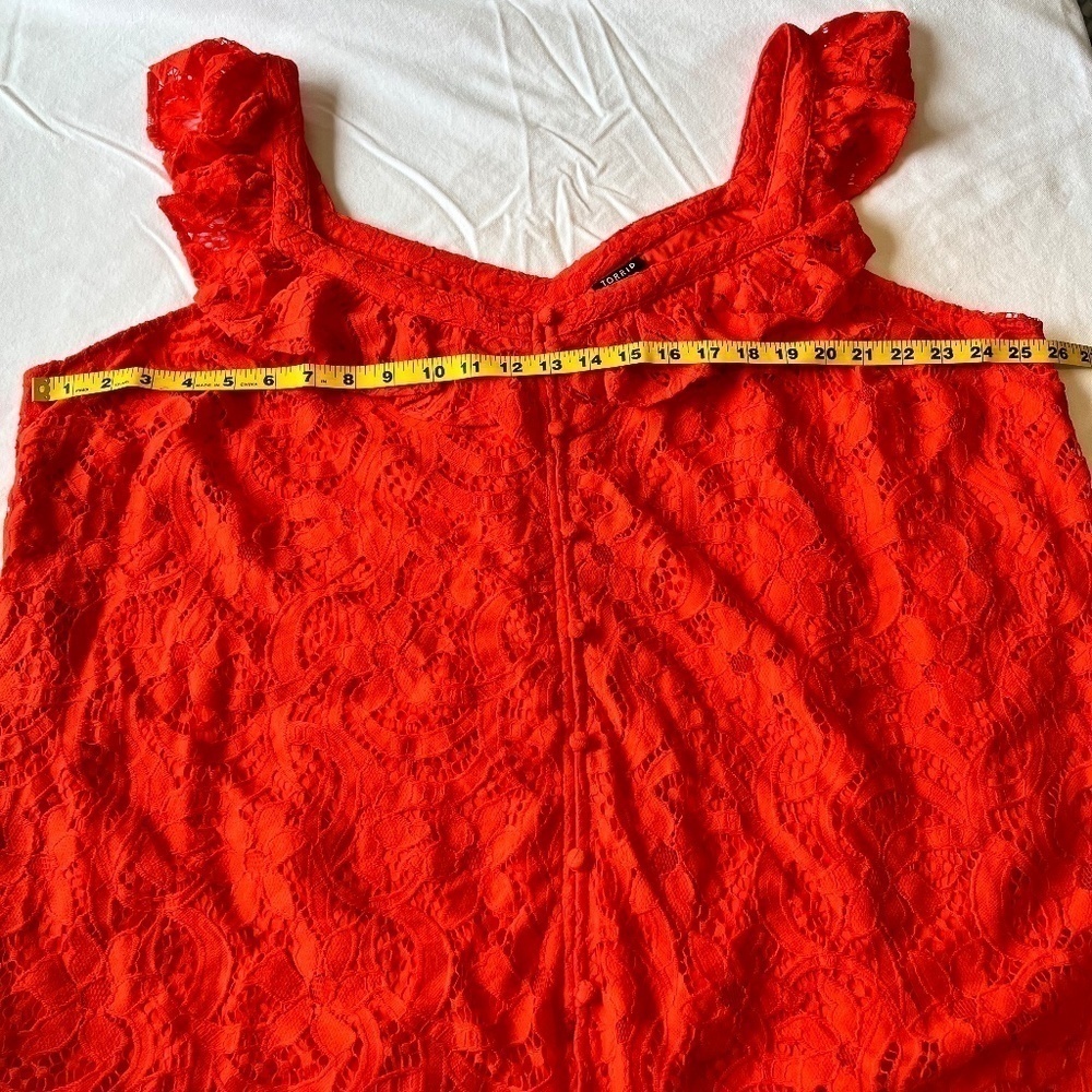 *FIRM PRICE* NWT - Torrid lace ruffle button front top - Picture 5 of 9